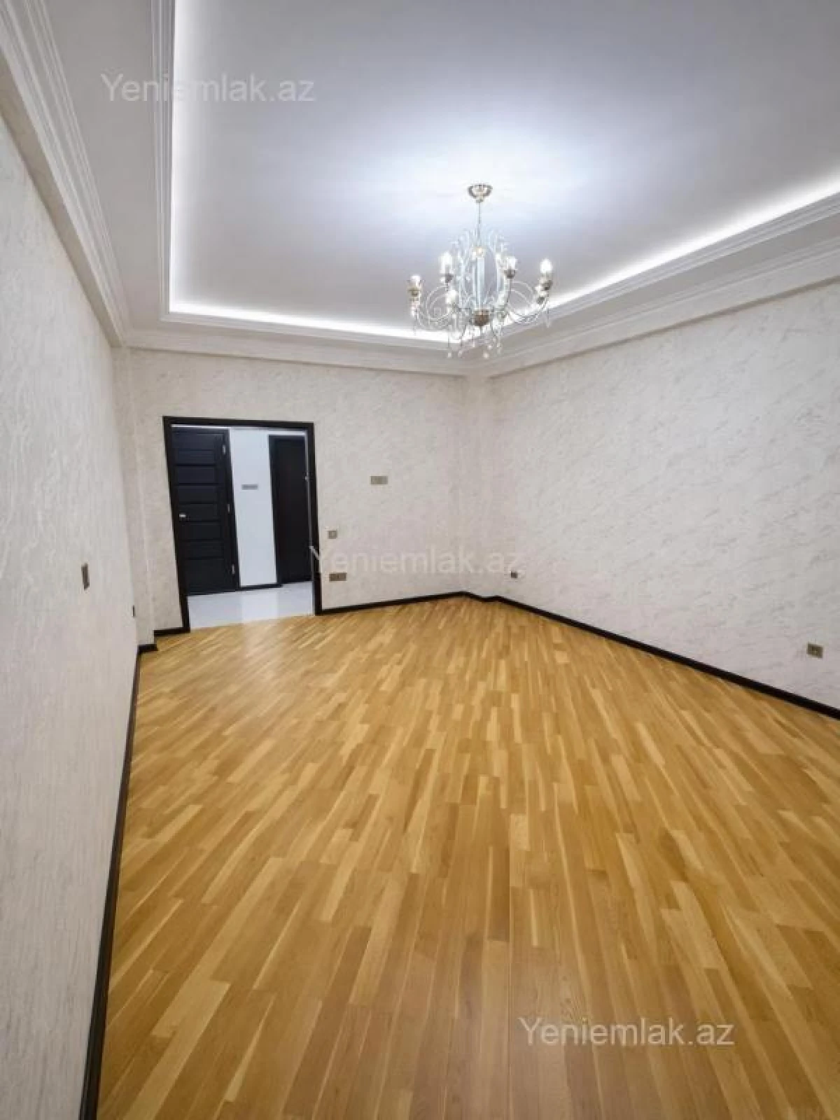 Satılır 3 otaqlı yeni tikili 120 m²