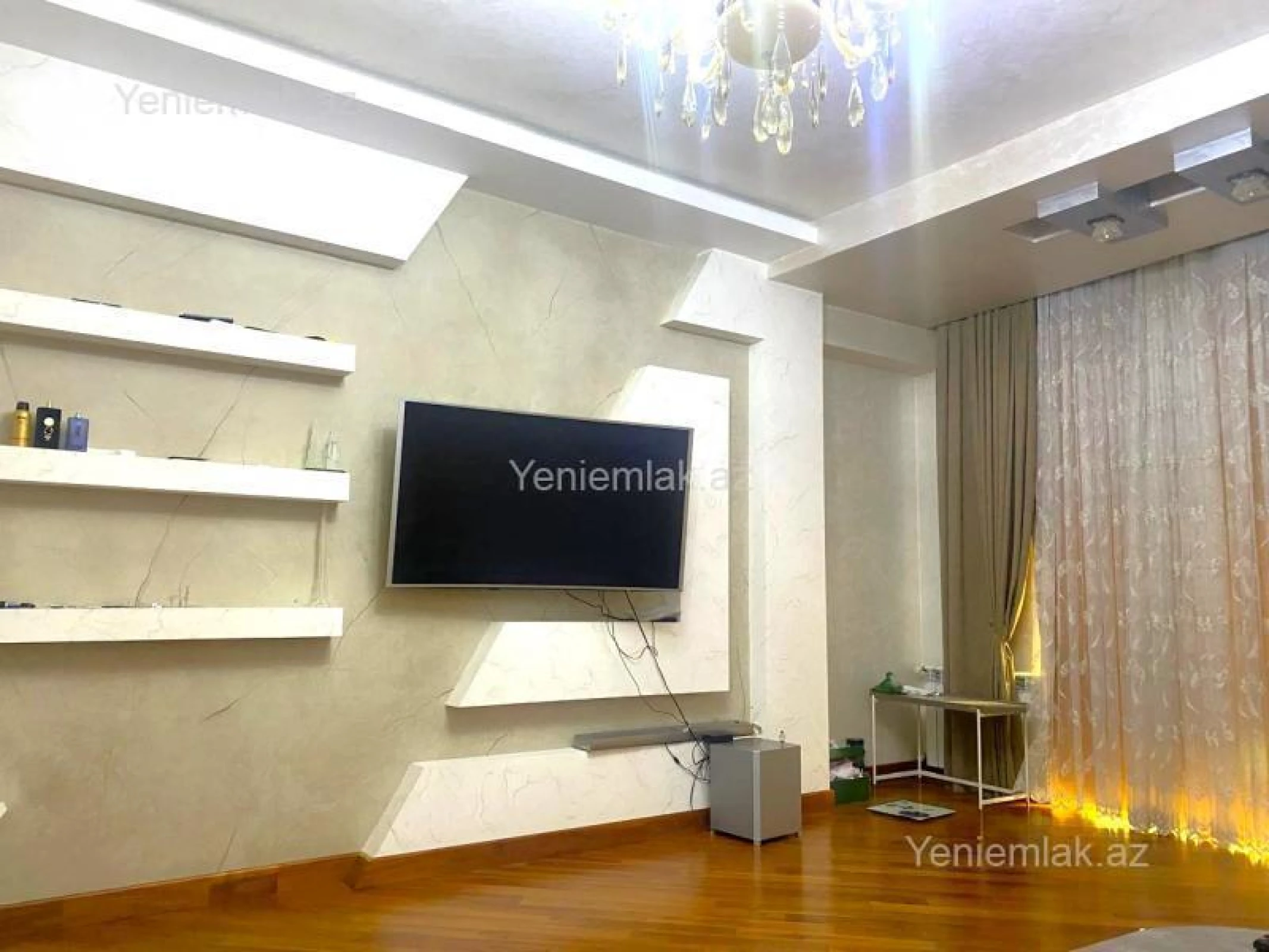 Satılır 2 otaqlı yeni tikili 85 m²