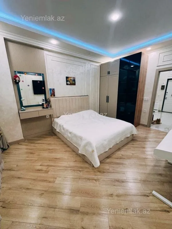 Satılır 2 otaqlı yeni tikili 87 m²