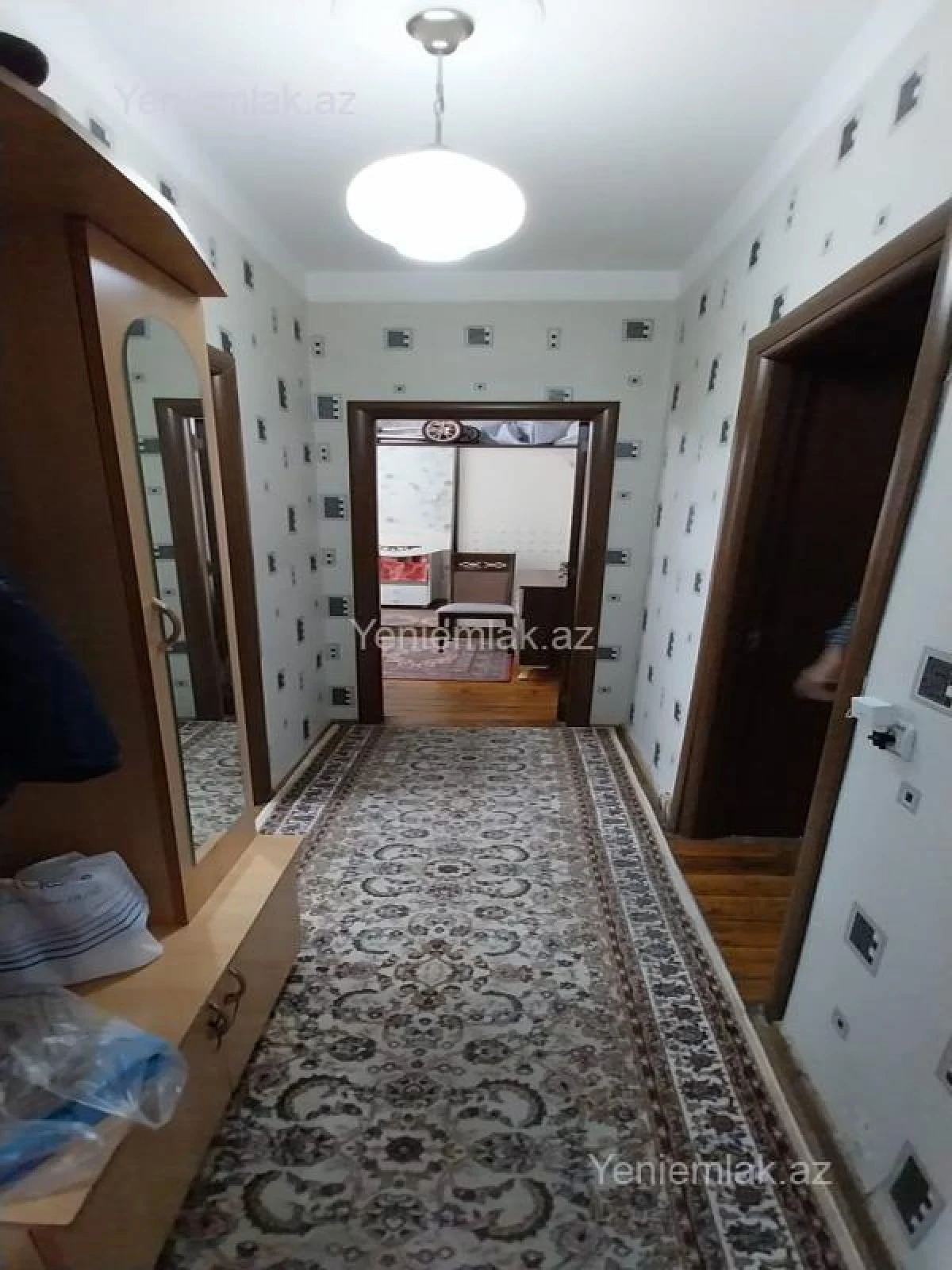 Satılır 4 otaqlı köhnə tikili 85 m²