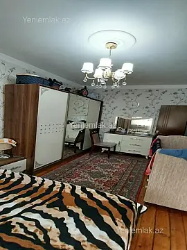 Satılır 4 otaqlı köhnə tikili 85 m²