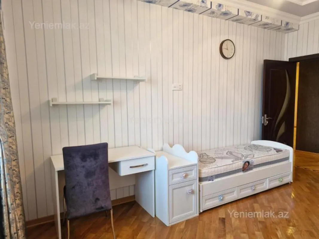 Satılır 3 otaqlı yeni tikili 125 m²