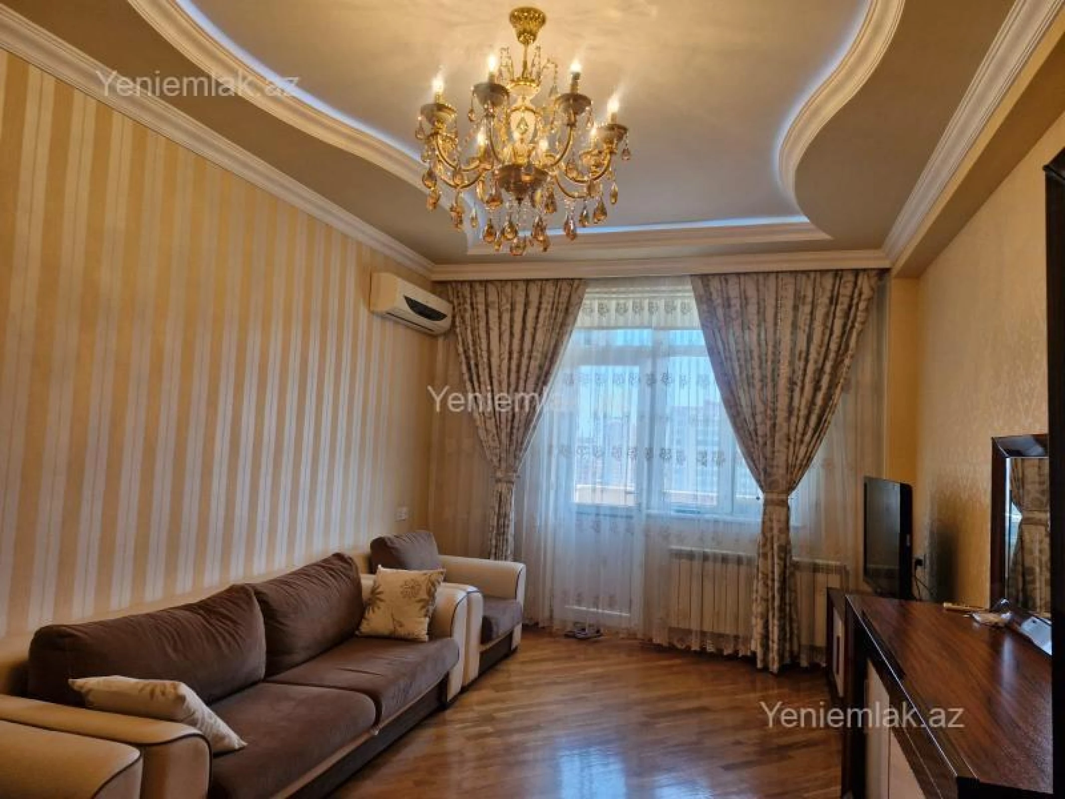 Satılır 3 otaqlı yeni tikili 125 m²