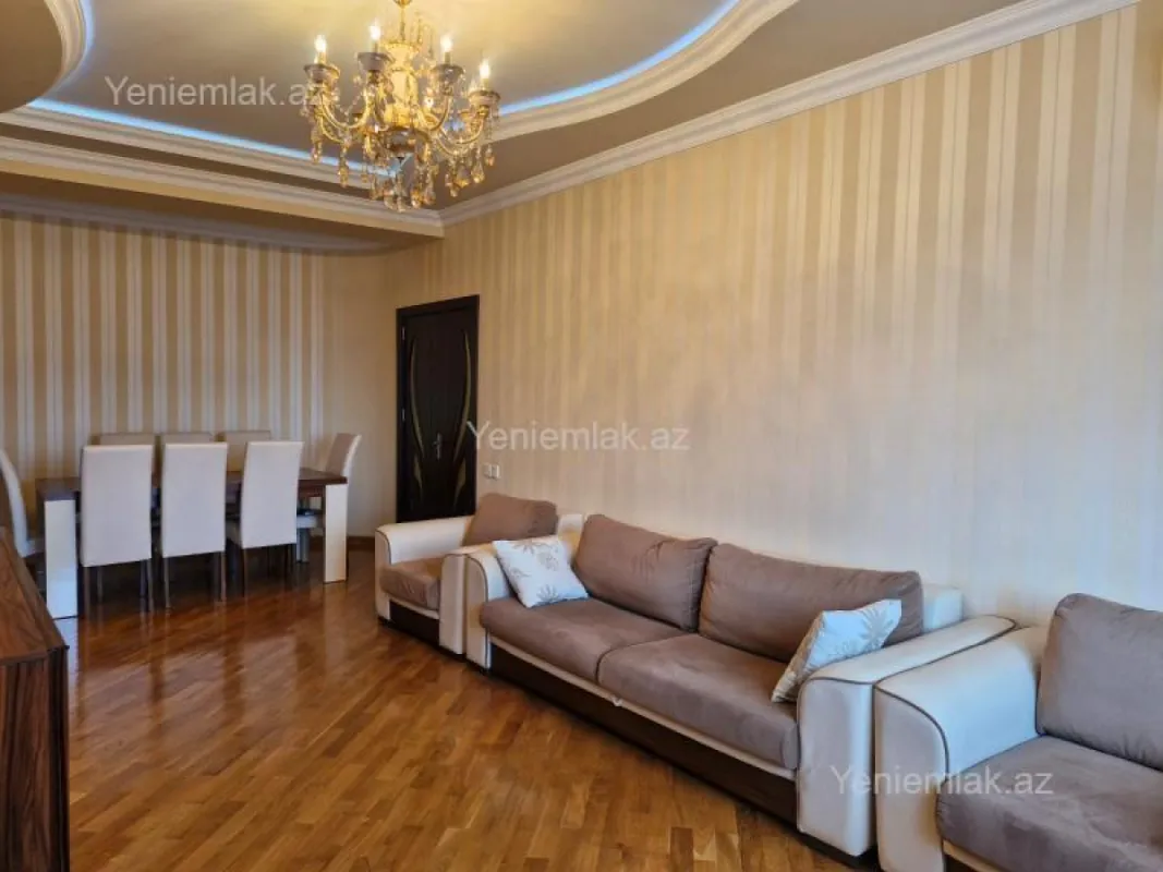 Satılır 3 otaqlı yeni tikili 125 m²