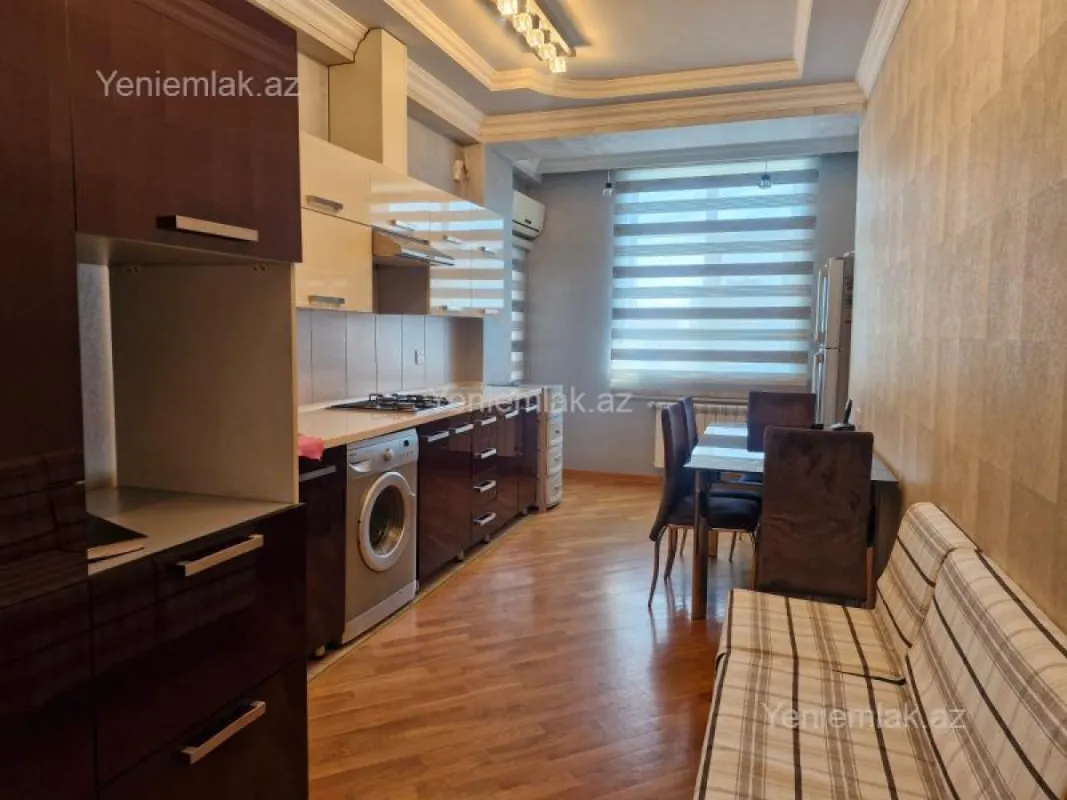 Satılır 3 otaqlı yeni tikili 125 m²