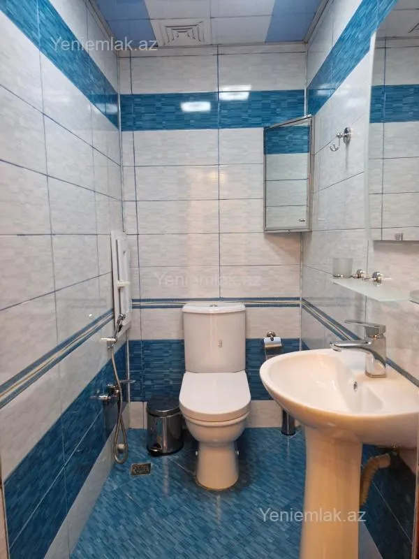 Satılır 3 otaqlı yeni tikili 125 m²