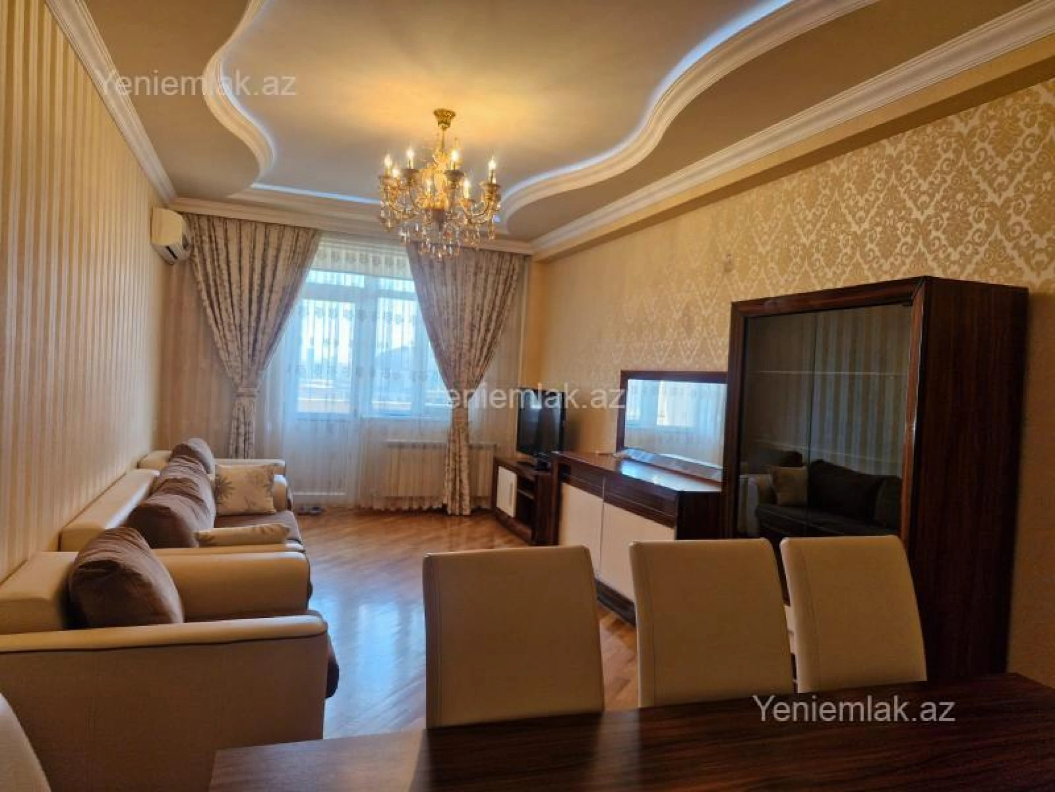 Satılır 3 otaqlı yeni tikili 125 m²