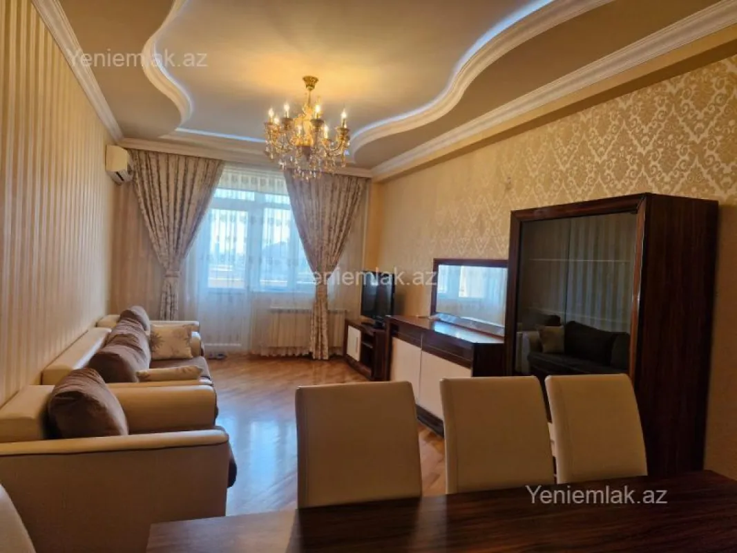 Satılır 3 otaqlı yeni tikili 125 m²