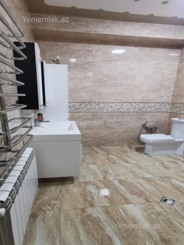 Satılır 4 otaqlı yeni tikili 170 m²