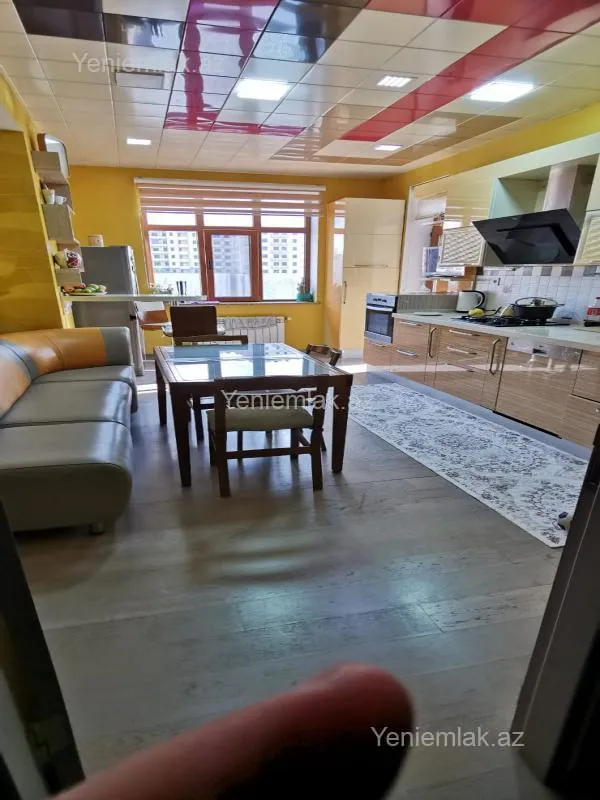 Satılır 4 otaqlı yeni tikili 170 m²