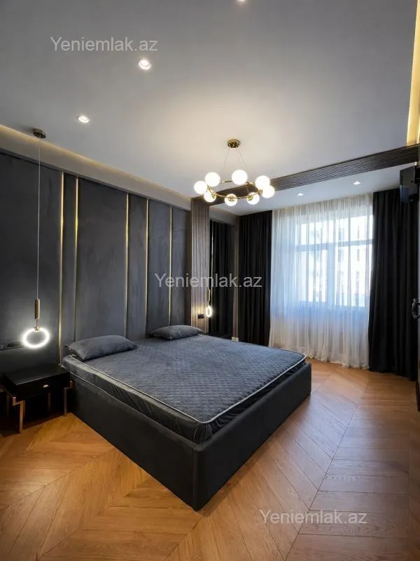 Satılır 3 otaqlı yeni tikili 115 m²