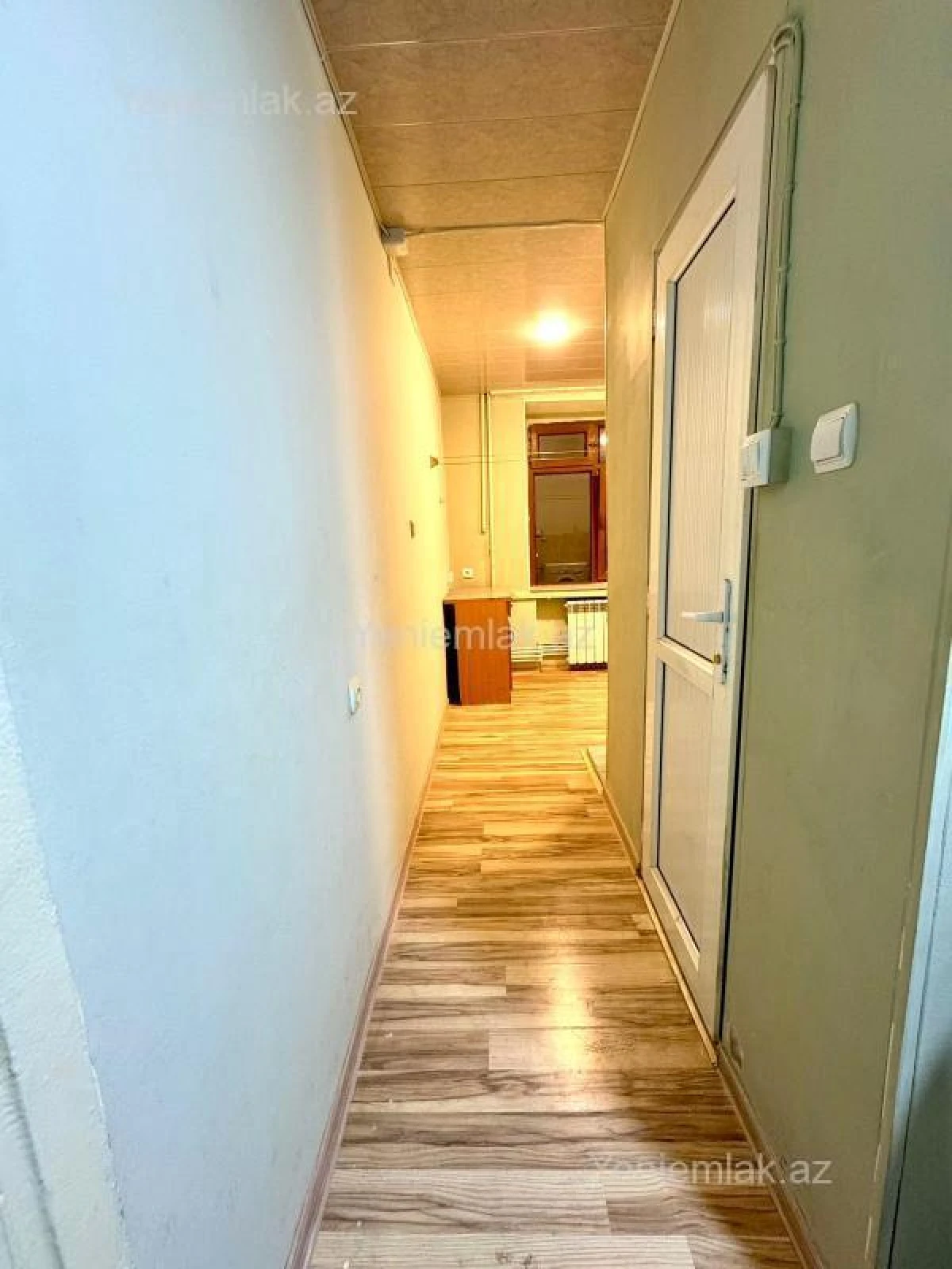 Satılır 2 otaqlı köhnə tikili 57 m²