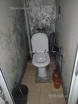 Satılır 3 otaqlı köhnə tikili 70 m²