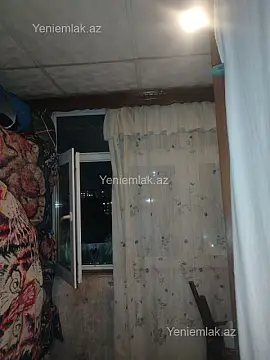 Satılır 3 otaqlı köhnə tikili 70 m²