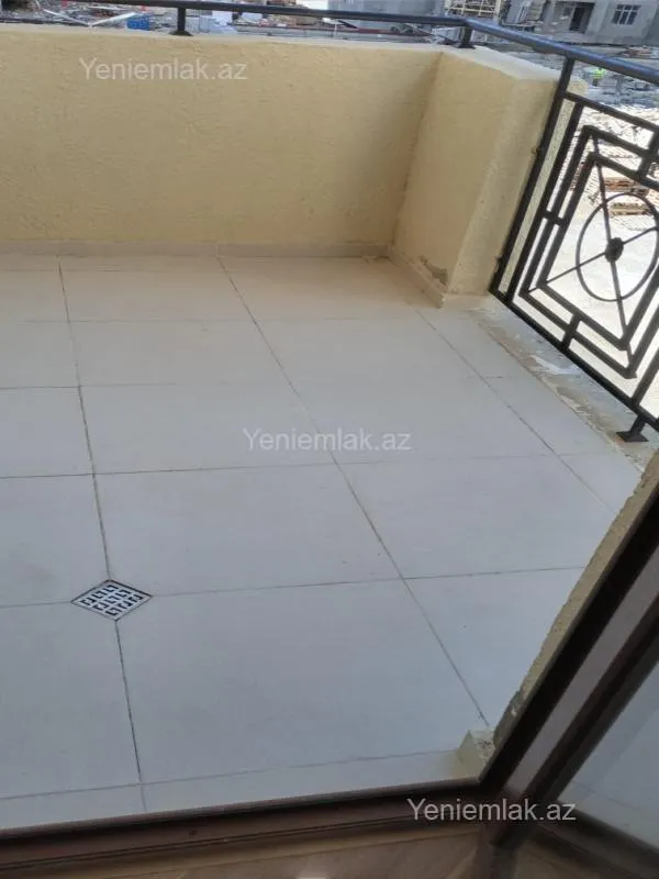 Satılır 3 otaqlı yeni tikili 120 m²