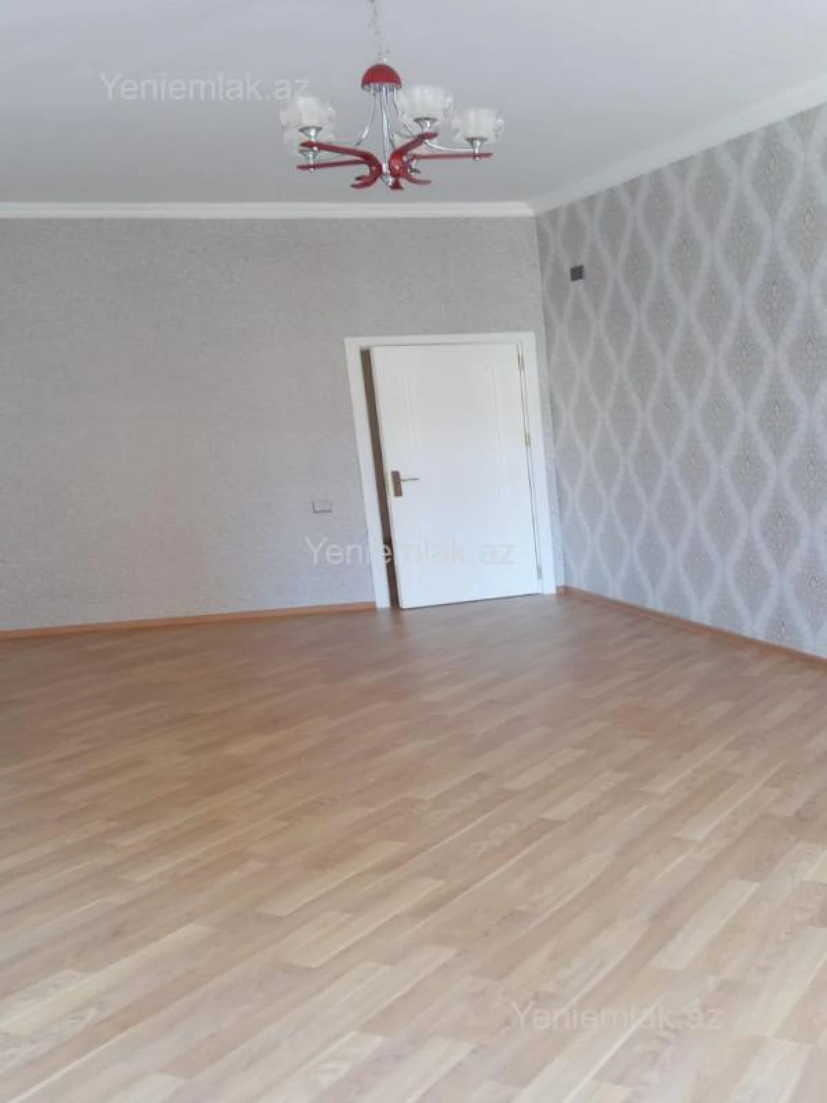 Satılır 3 otaqlı yeni tikili 120 m²