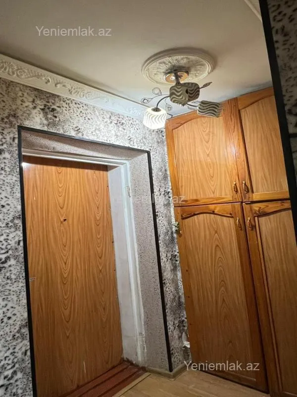 Satılır 2 otaqlı köhnə tikili 50 m²