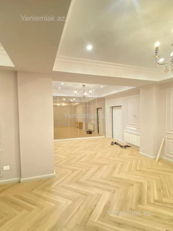 Satılır 3 otaqlı yeni tikili 103 m²