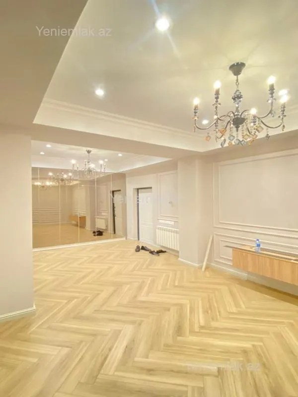 Satılır 3 otaqlı yeni tikili 103 m²