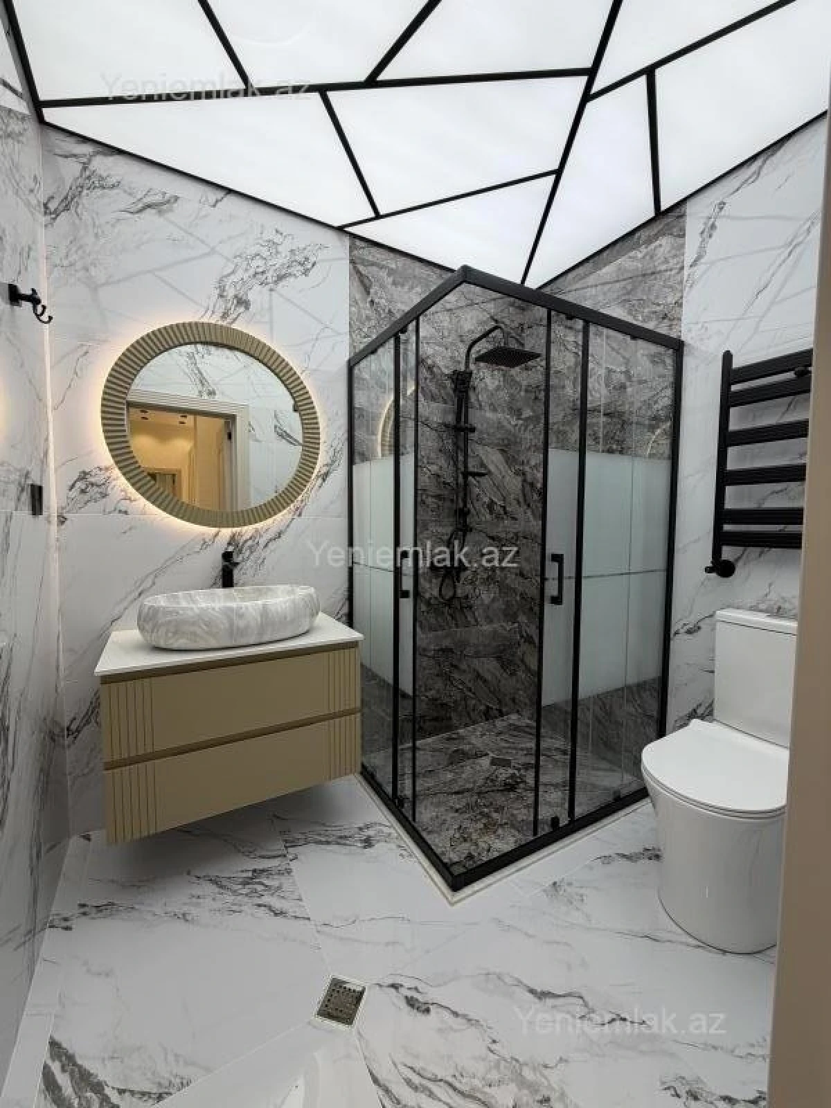 Satılır 3 otaqlı yeni tikili 90 m²