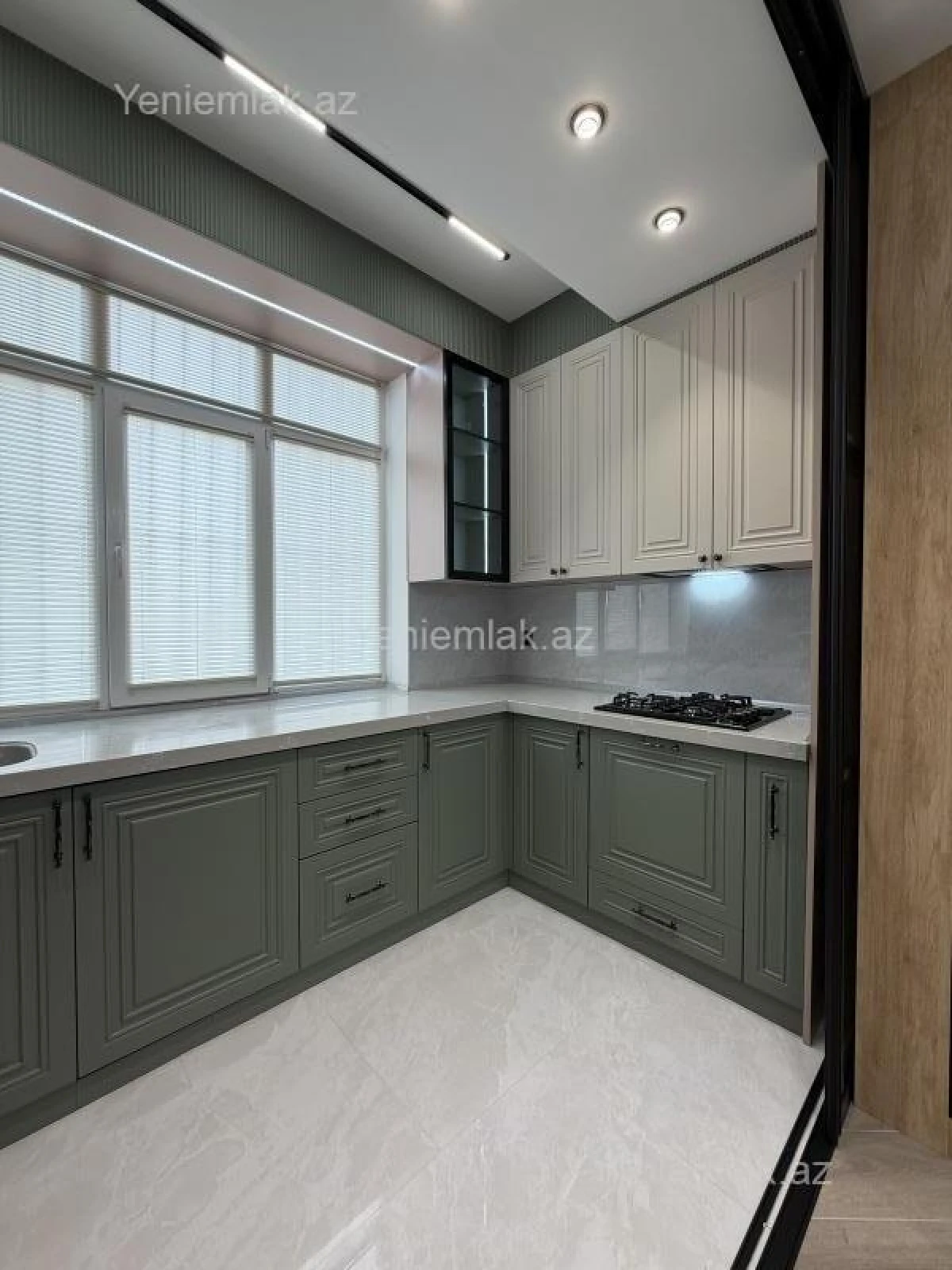 Satılır 3 otaqlı yeni tikili 90 m²