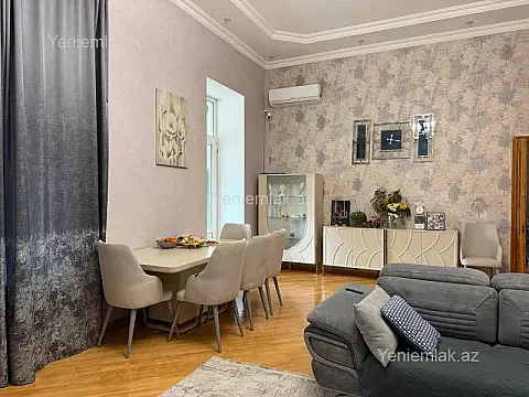 Satılır 4 otaqlı köhnə tikili 250 m² — Bakı, Yasamal 4 otaq 250.00 m²