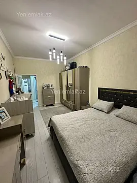 Satılır 2 otaqlı köhnə tikili 70 m²