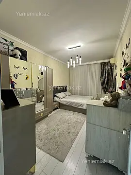 Satılır 2 otaqlı köhnə tikili 70 m²