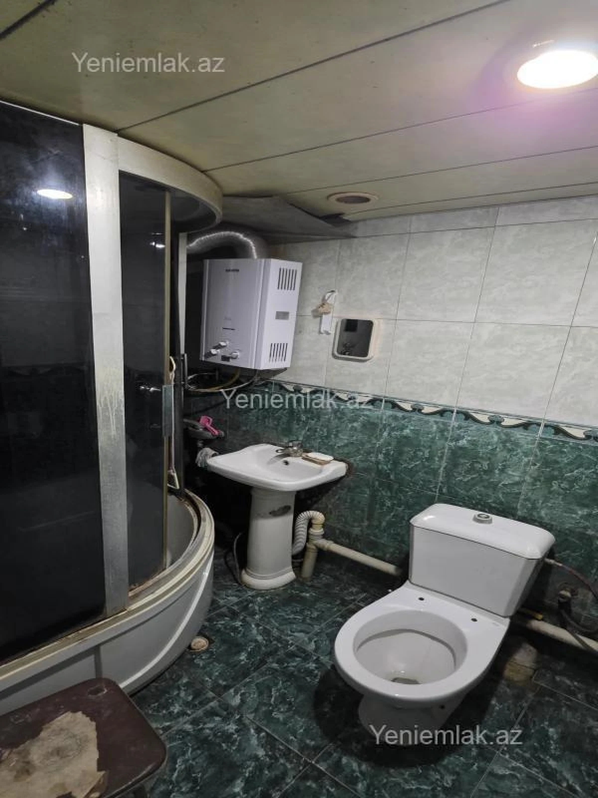 Satılır 4 otaqlı köhnə tikili 80 m²