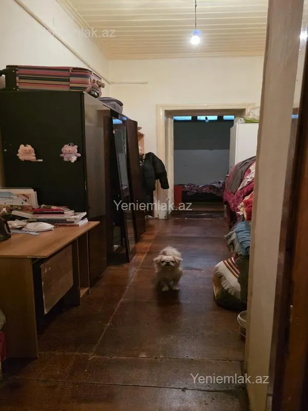 Satılır 4 otaqlı köhnə tikili 80 m²