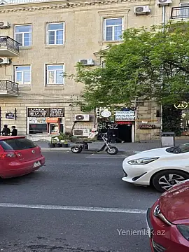 Satılır 4 otaqlı köhnə tikili 80 m² — Bakı, Nəsimi 4 otaq 80.00 m²