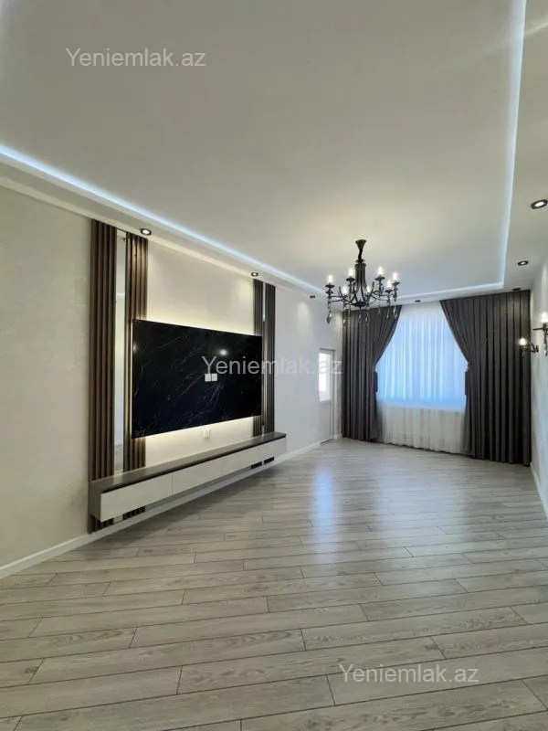 Satılır 3 otaqlı yeni tikili 82 m²
