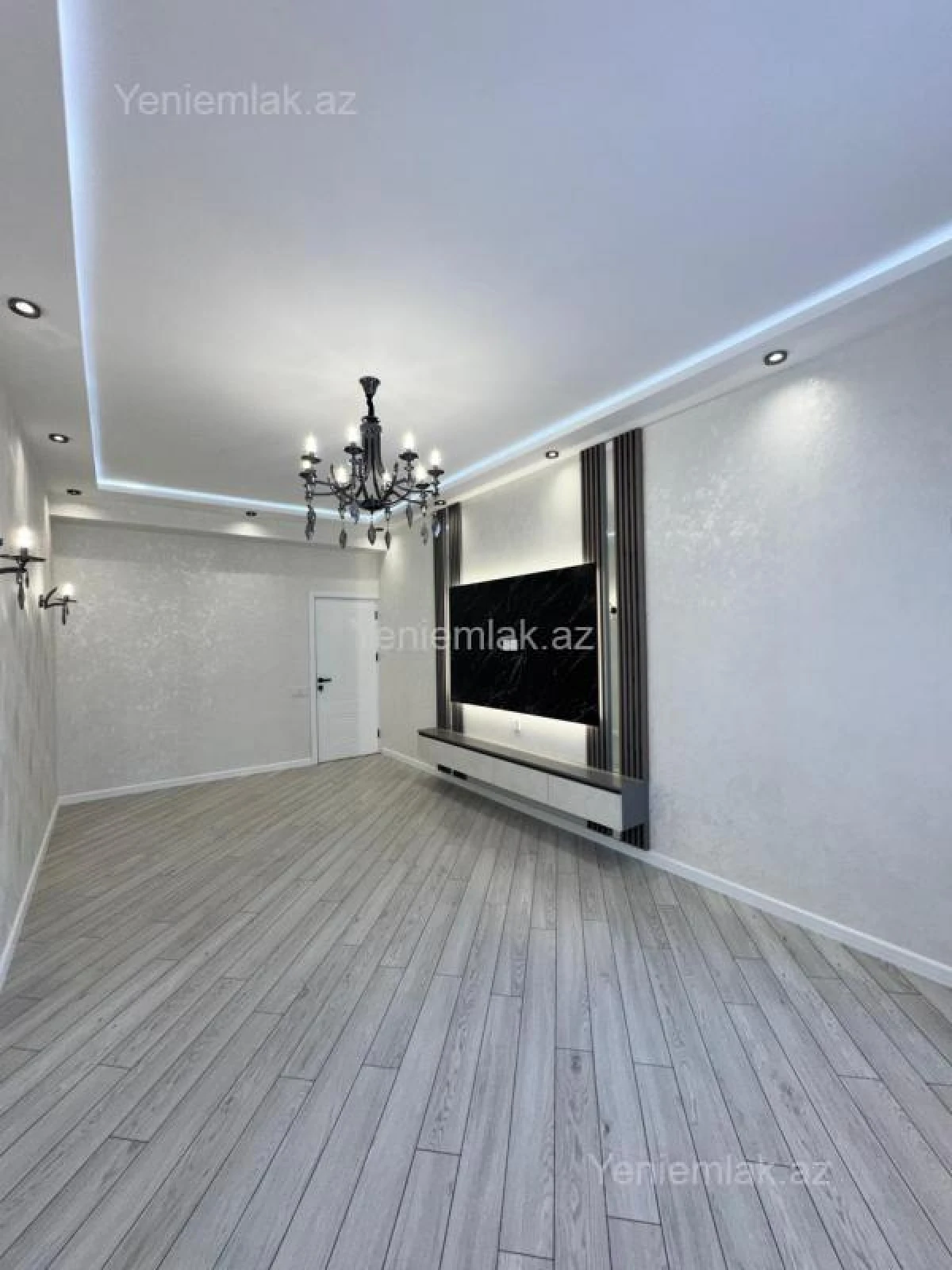 Satılır 3 otaqlı yeni tikili 82 m²