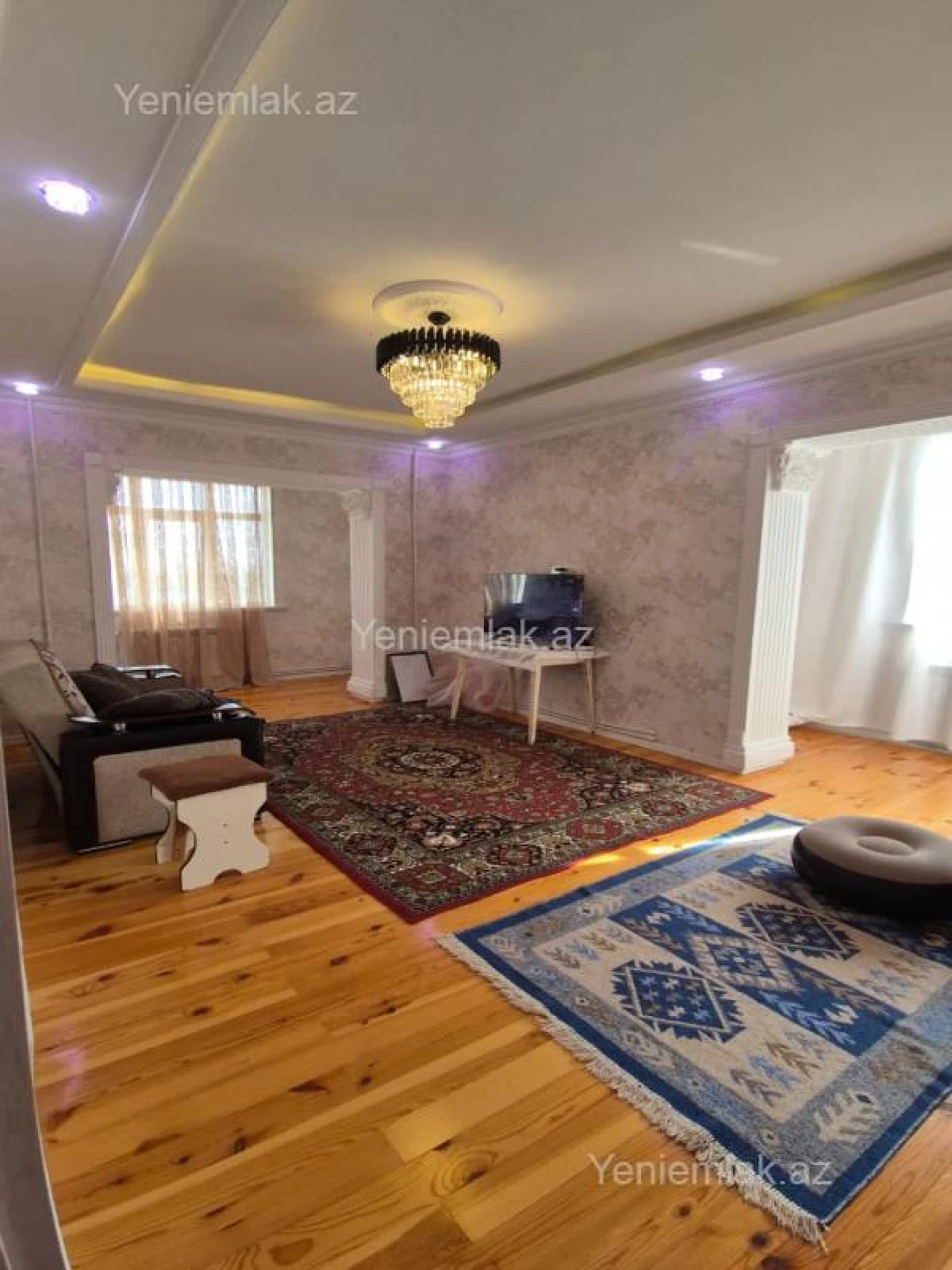Satılır 2 otaqlı köhnə tikili 65 m²