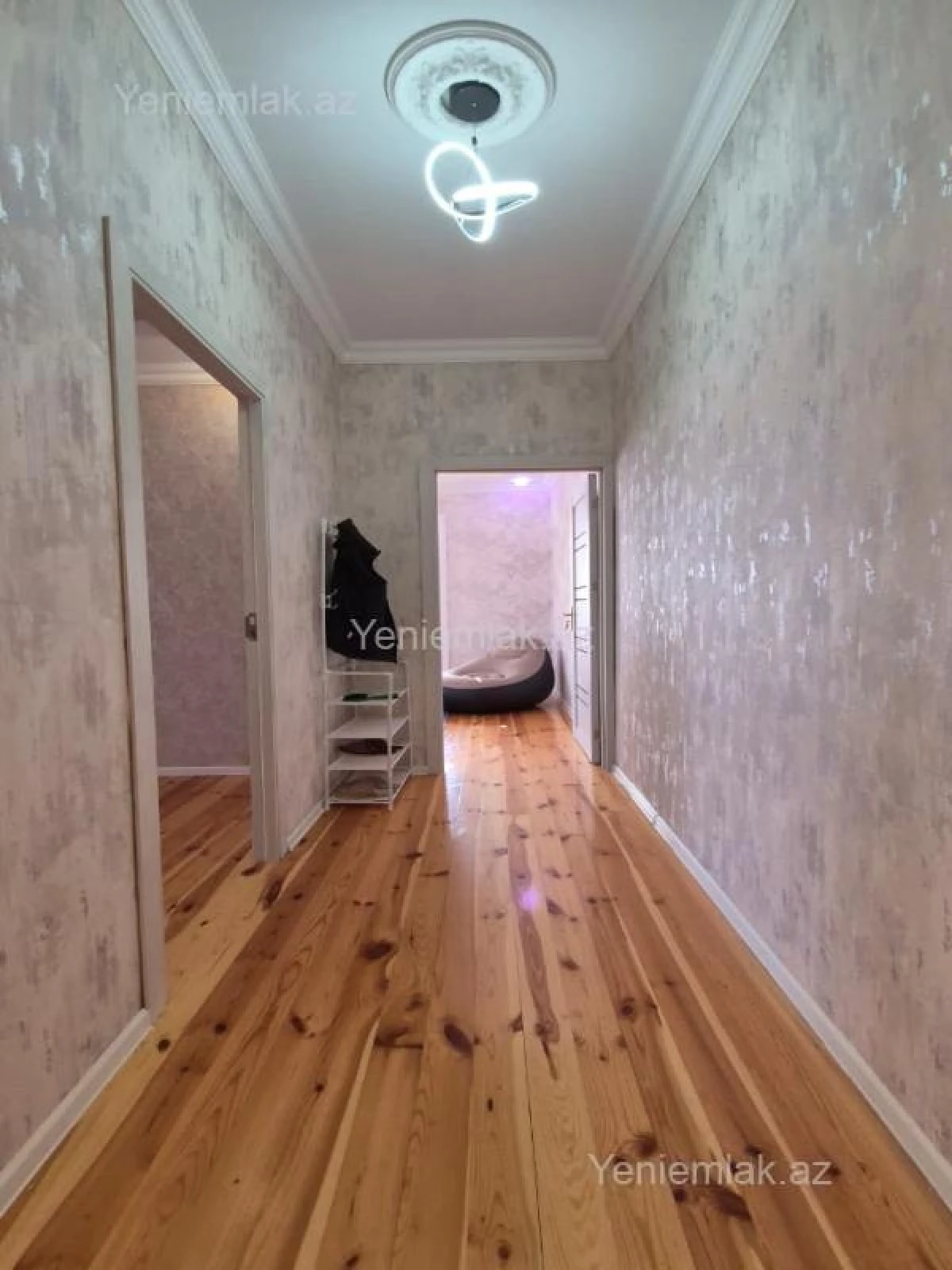 Satılır 2 otaqlı köhnə tikili 65 m²