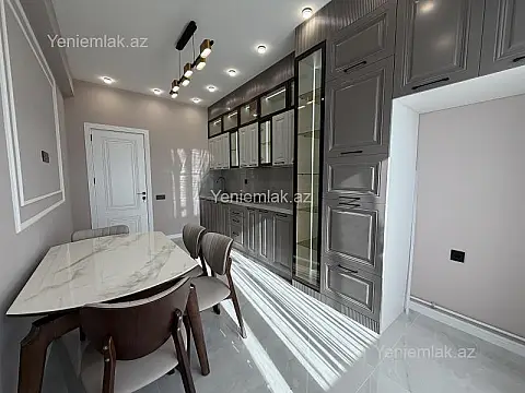 Satılır 3 otaqlı yeni tikili 105 m²