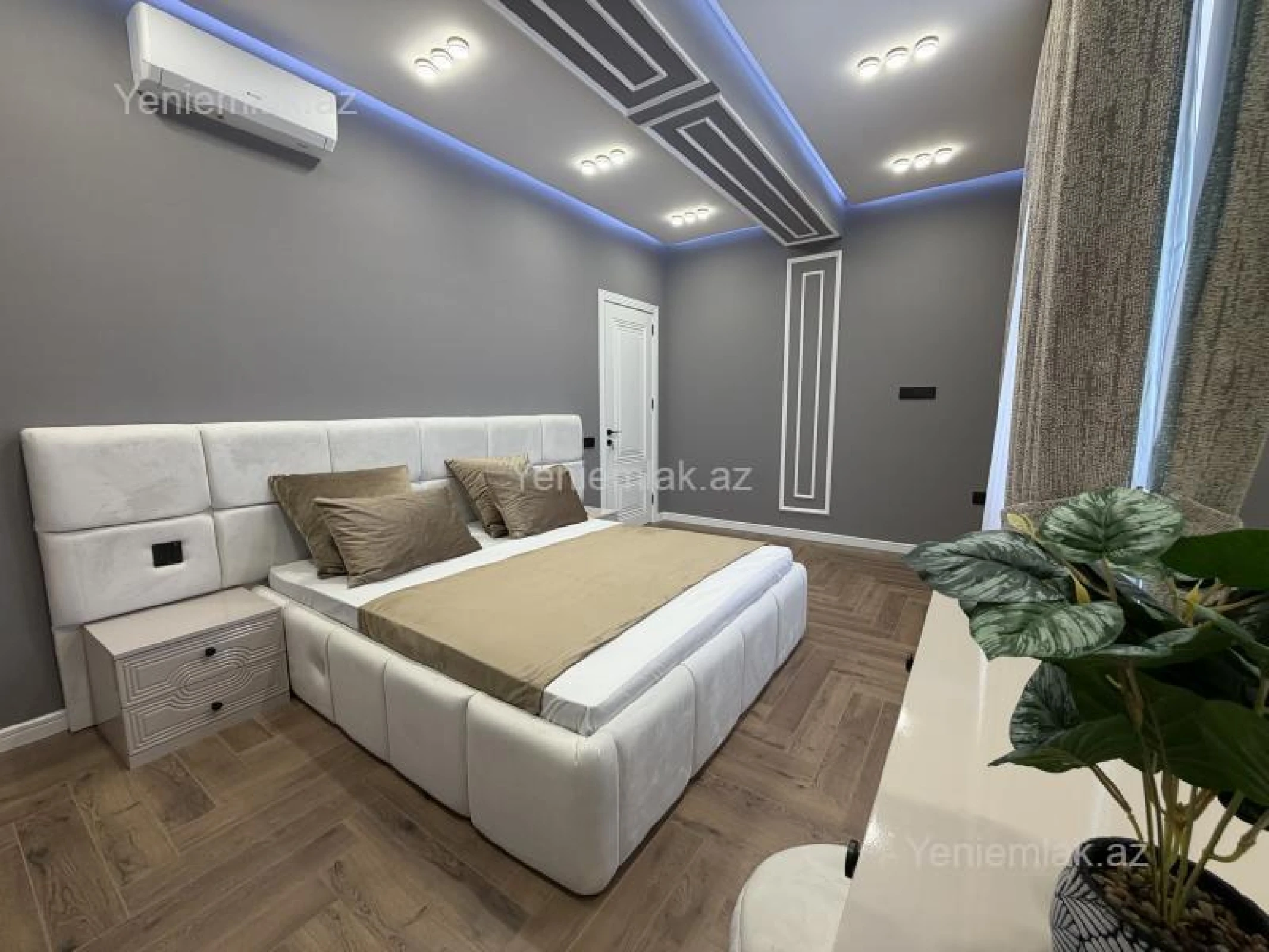 Satılır 3 otaqlı yeni tikili 105 m²