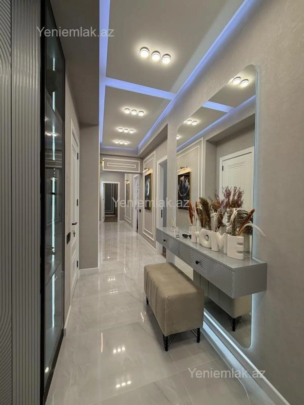 Satılır 3 otaqlı yeni tikili 105 m²