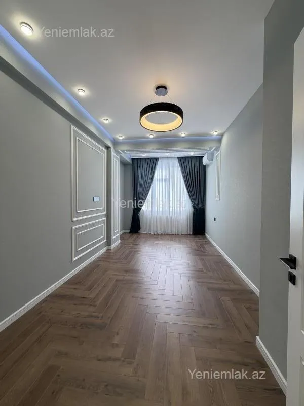 Satılır 3 otaqlı yeni tikili 105 m²