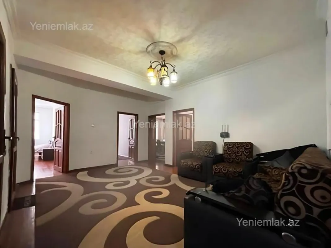 Satılır 4 otaqlı yeni tikili 135 m²