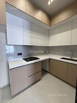 Satılır 3 otaqlı yeni tikili 80 m²