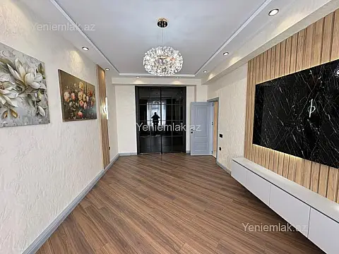 Satılır 3 otaqlı yeni tikili 80 m²
