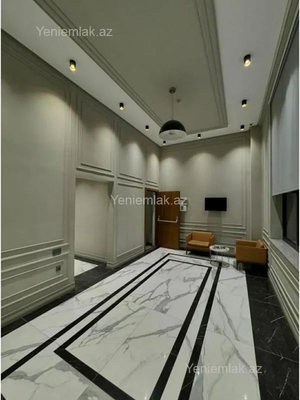 Satılır 3 otaqlı yeni tikili 80 m²