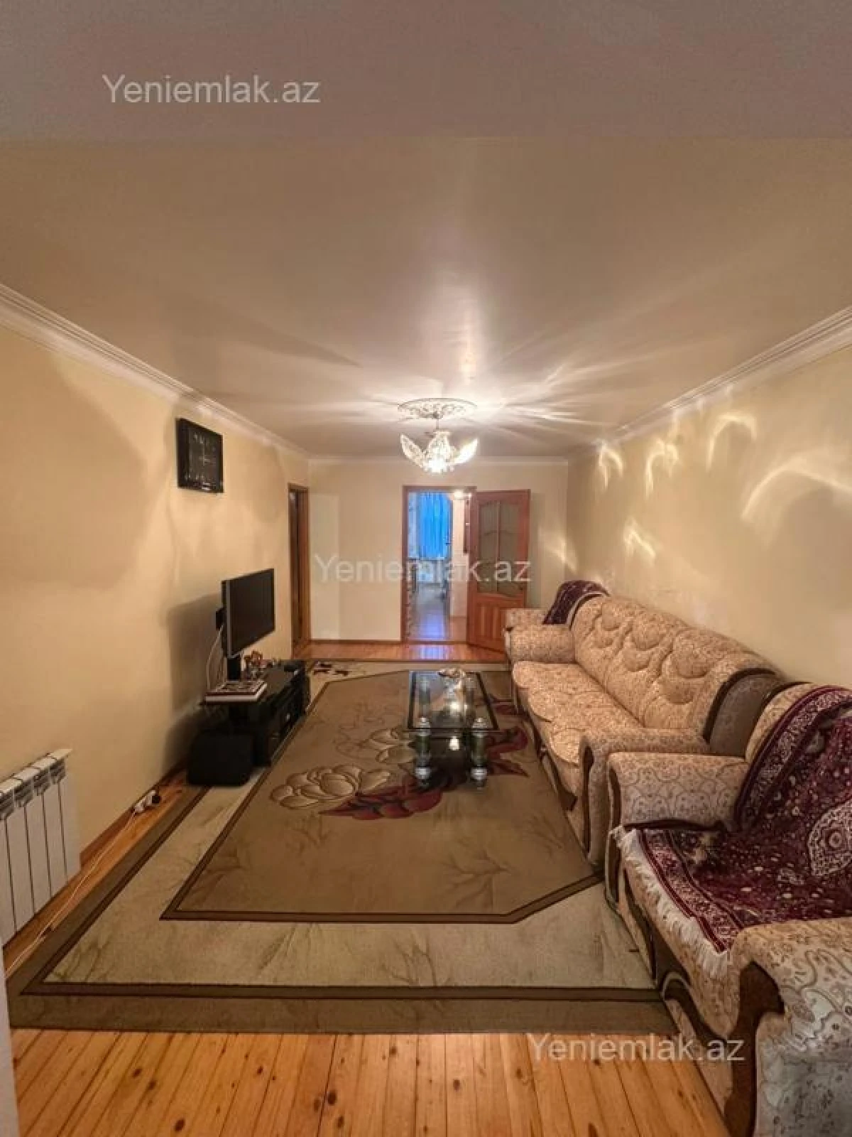Satılır 6 otaqlı köhnə tikili 150 m²