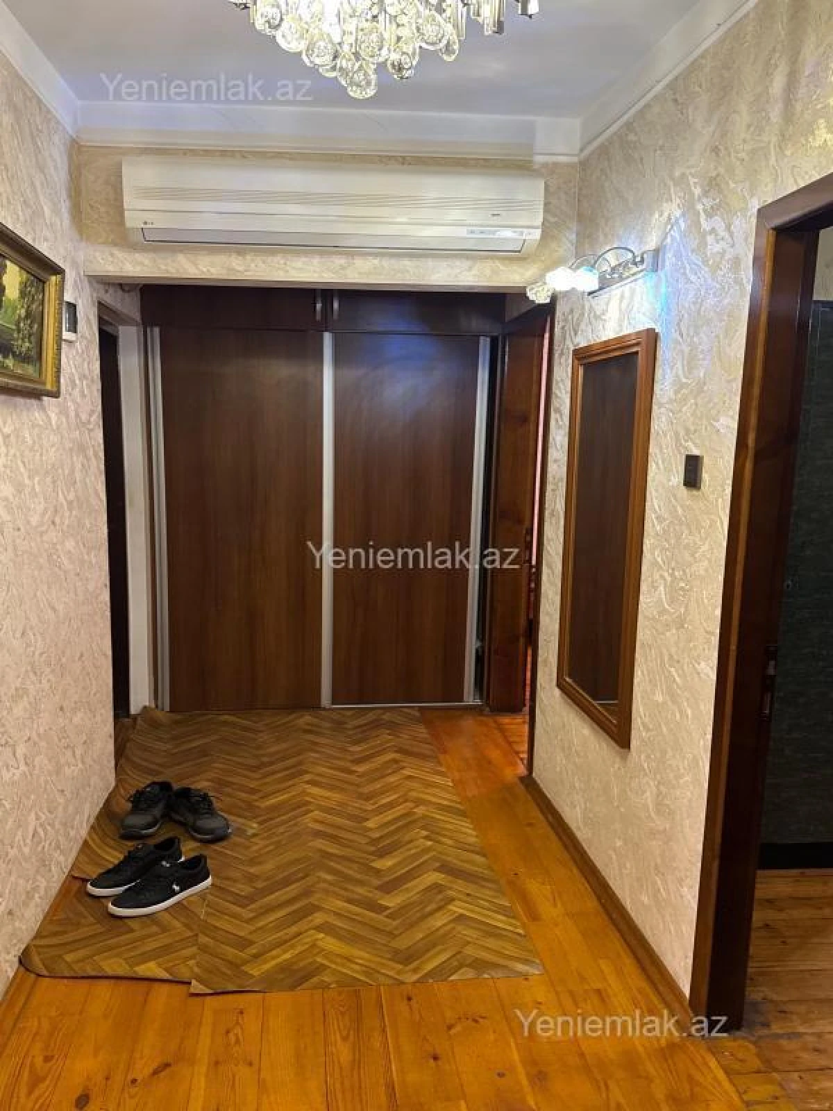 Satılır 4 otaqlı köhnə tikili 90 m²
