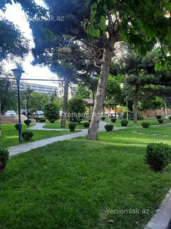 Satılır 2 otaqlı yeni tikili 75 m²