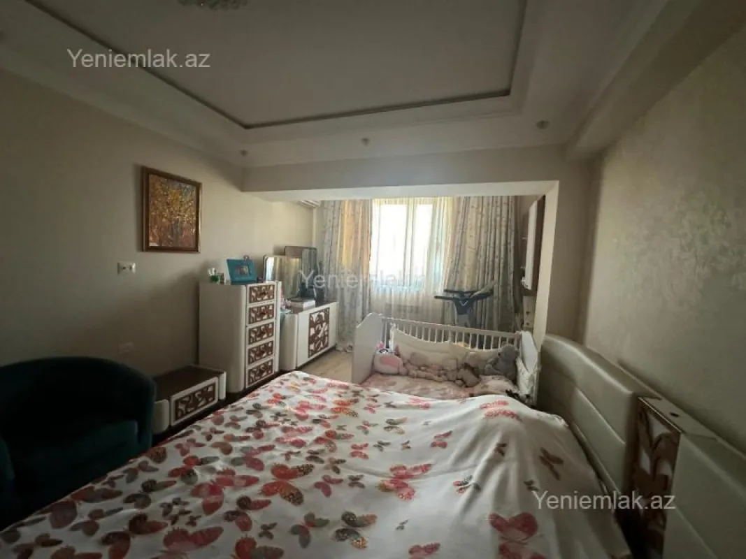 Satılır 2 otaqlı yeni tikili 75 m²