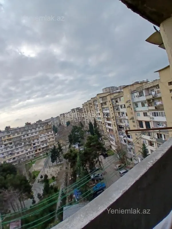 Satılır 3 otaqlı köhnə tikili 85 m²