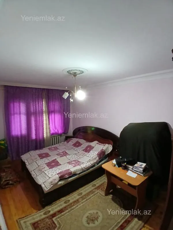 Satılır 3 otaqlı köhnə tikili 85 m²