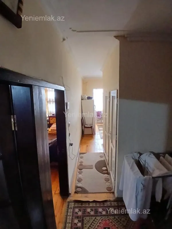 Satılır 3 otaqlı köhnə tikili 85 m²